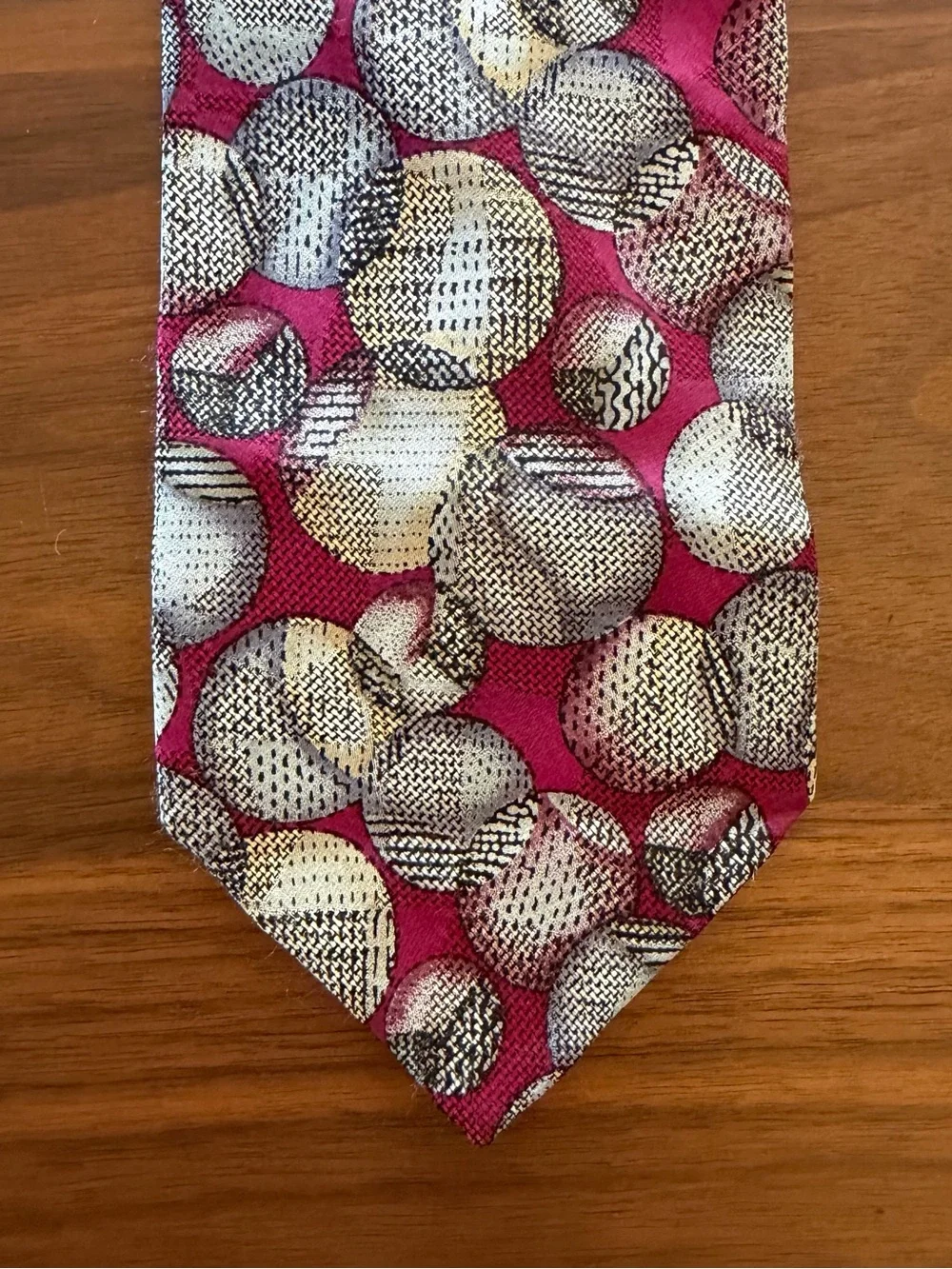 Robert Talbott Men's Tie in Magenta with Silver and Gray Circles